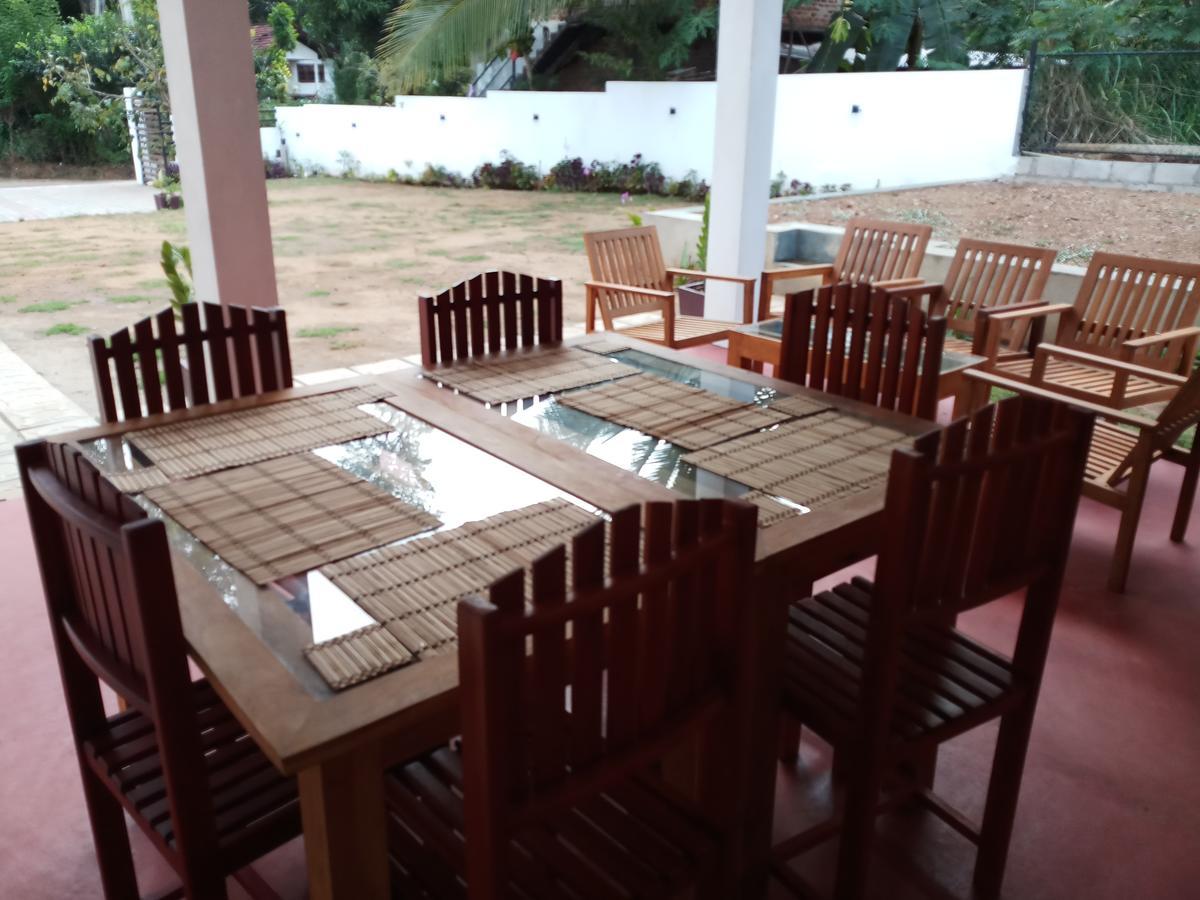 Cassia Udawalawe Hotell Eksteriør bilde